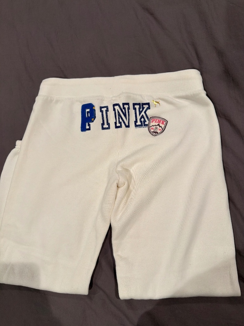 NWT PINK Victoria’s Secret Capri Fleece Sweatpants | White | Size M